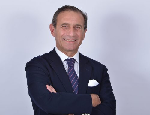 Presidente de la Cámara, Miguel A. García Moreno, es condecorado con la Orden de Bernardo O’Higgins